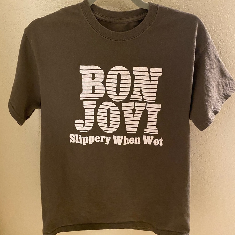 Graphic Band Tee